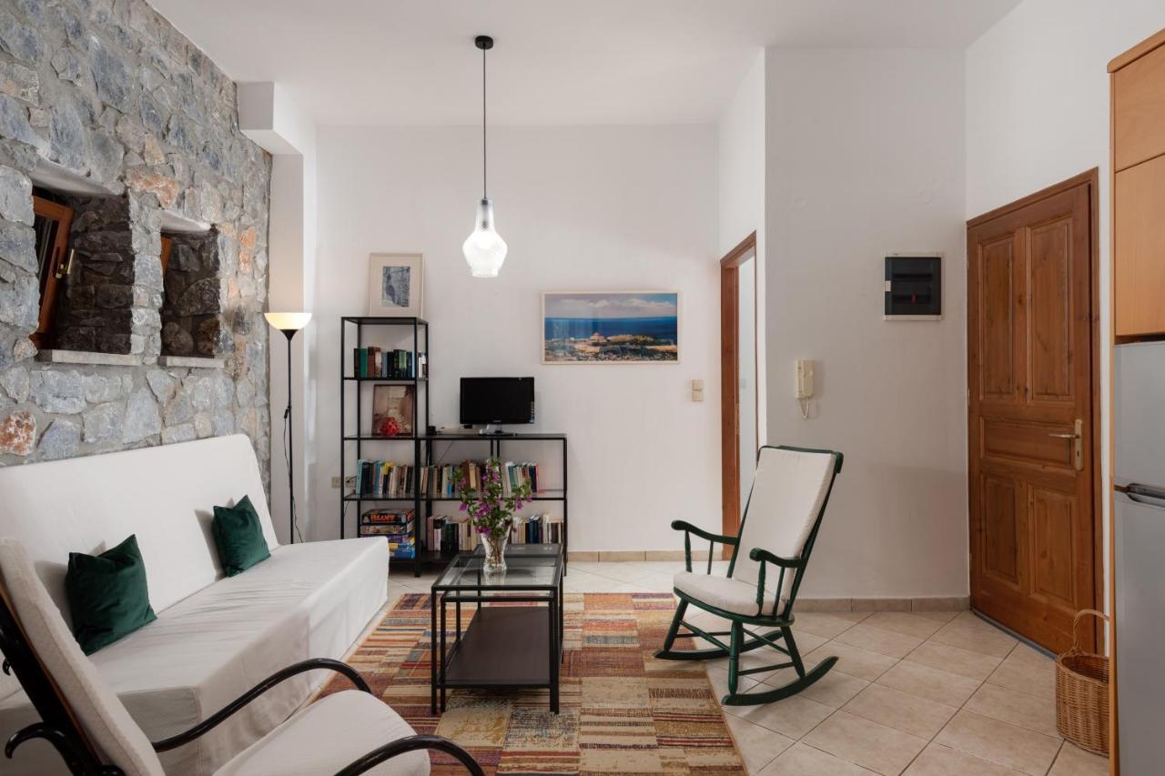 Aura Traditional Apartment Prinés Zewnętrze zdjęcie